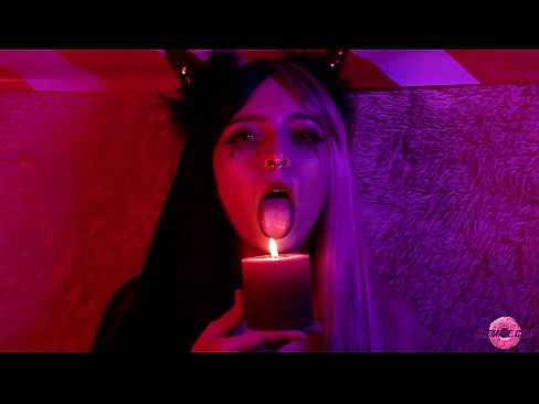 ❤️ Blowjob na-anụ ọkụ n'obi sitere na Sexy Succubus nwere mmezu ọnụ ❌ na anyi